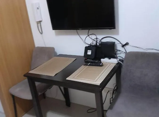 Apartment Shell C10 Shorwalk To Mall Of Near Airport Manila