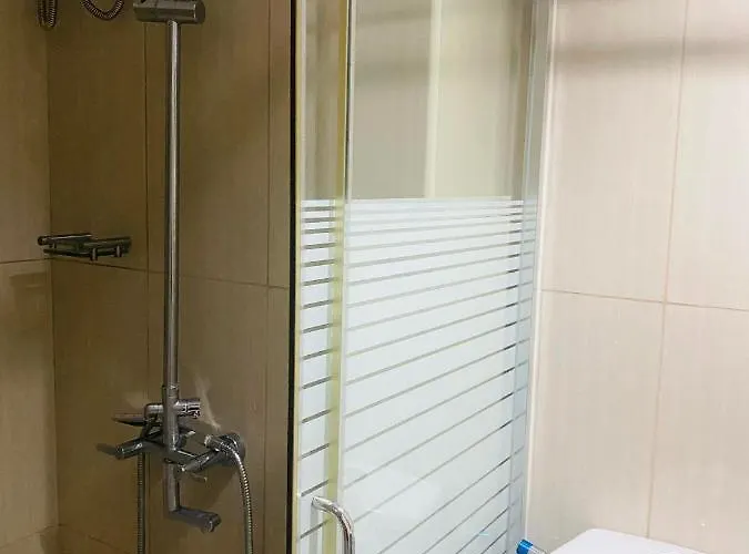 Shell C10 Shorwalk To Mall Of Near Airport Apartment *